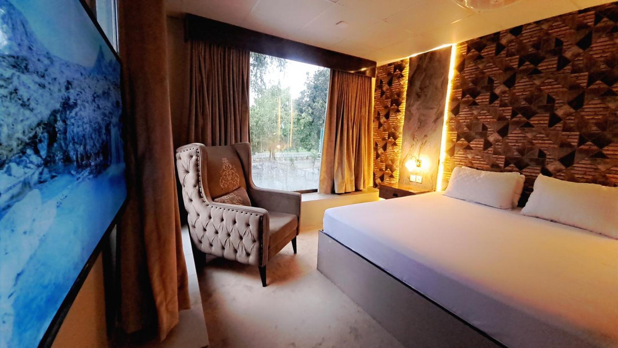 Laca Sa Lodge Opp Canturus Mall Islamabad Exteriör bild