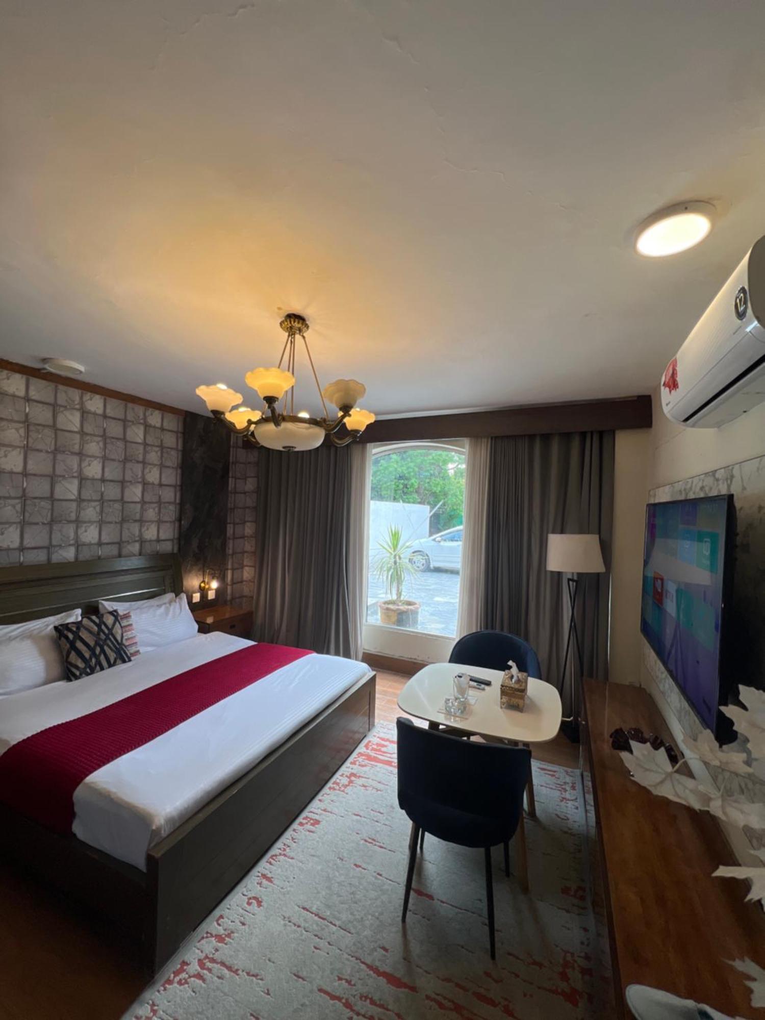 Laca Sa Lodge Opp Canturus Mall Islamabad Exteriör bild