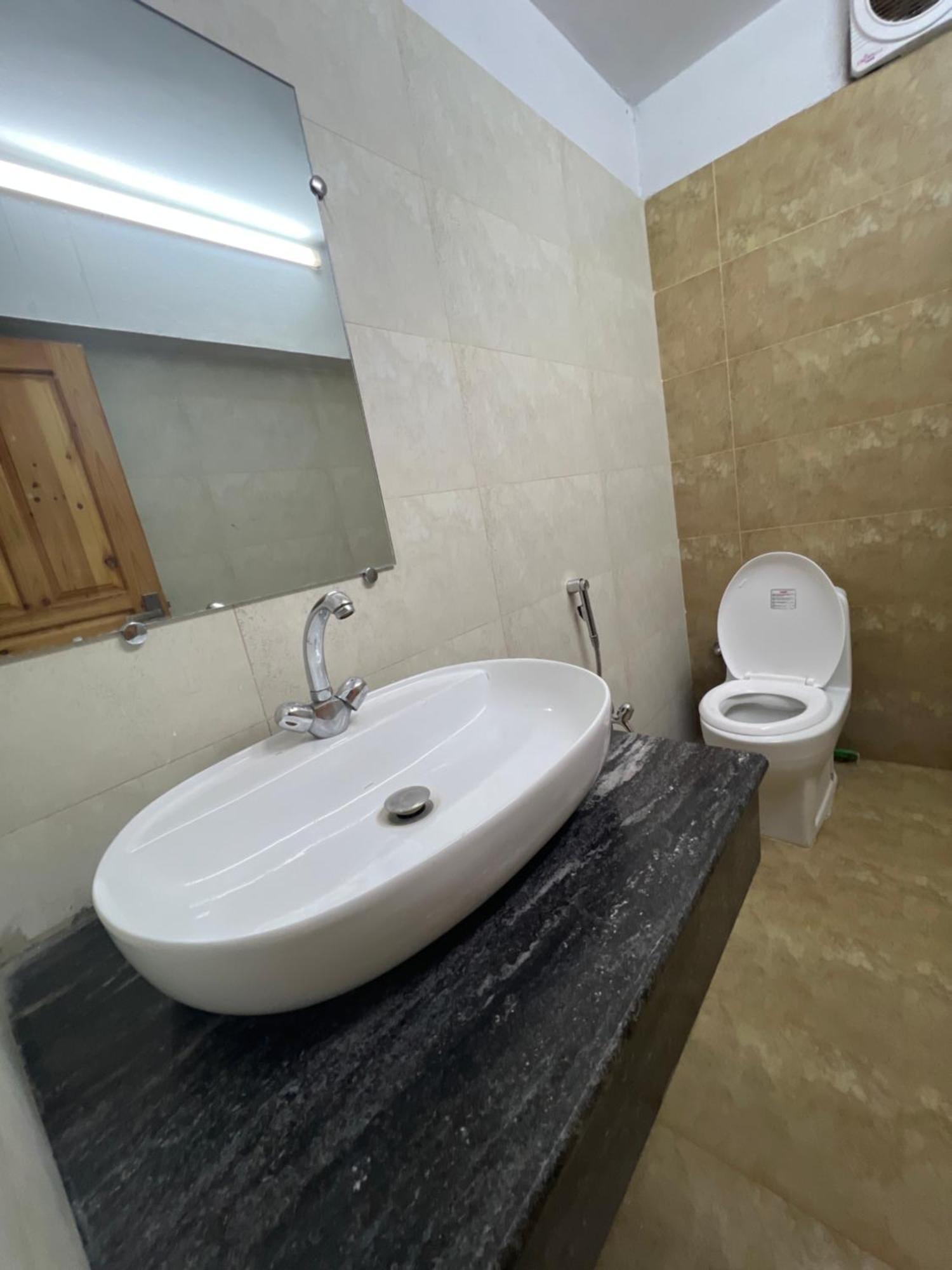 Laca Sa Lodge Opp Canturus Mall Islamabad Exteriör bild